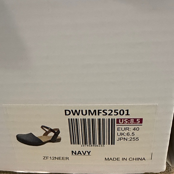 DREAM PAIRS Navy Closed Toe Arch Support Sandals/NIB/8.5 - Picture 8 of 16